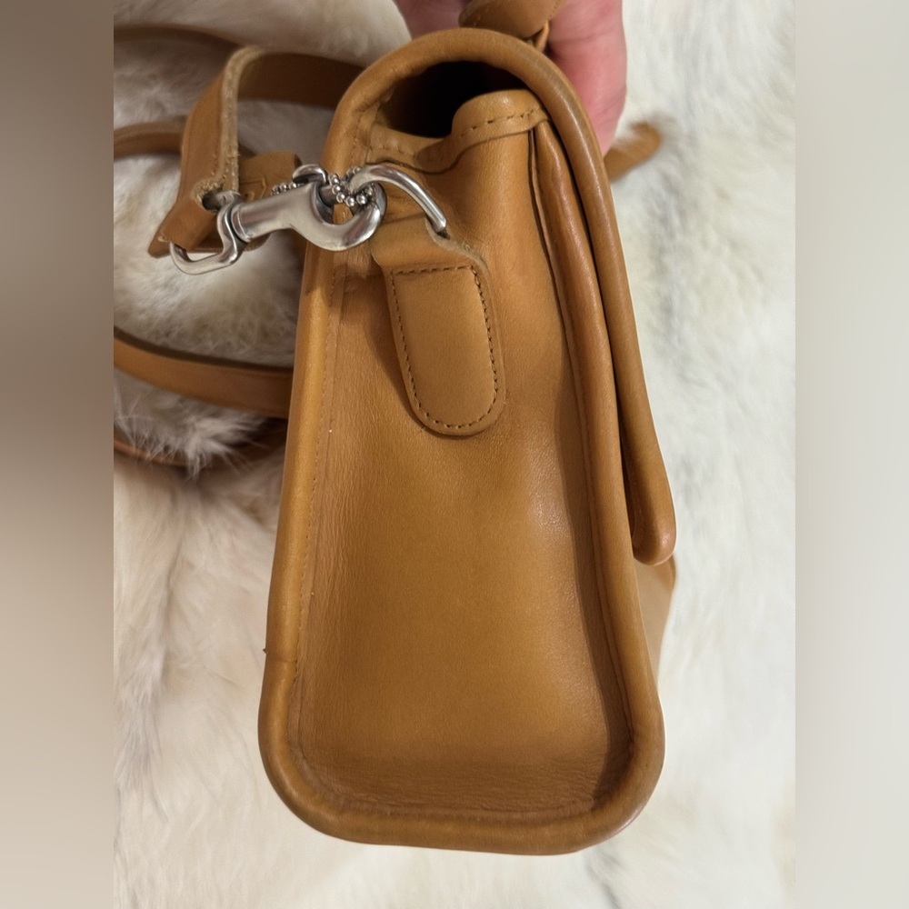 Vintage COACH Costa Rica Court Bag 9870 Camel Leather Shoulder Crossbody #209 - Picture 7 of 16